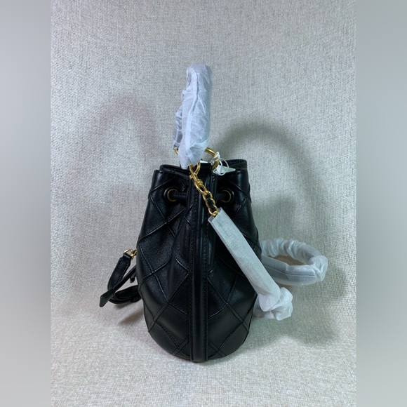 Tory Burch Soft Fleming Small Bucket Bag Black Quilted Leather Crossbody - Picture 4 of 16